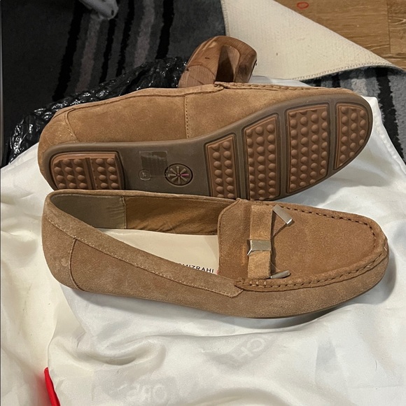 Isaac Mizrahi Tan Suede Loafers with Gold Bow Accent - Picture 5 of 9